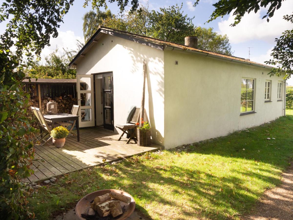 Kamilla'S Cottage, 1 Km. From The Beach Stege Esterno foto